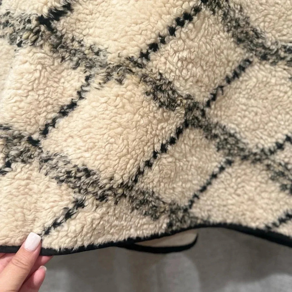 Joie Cream and Black Teddy Jacket - Picture 6 of 11